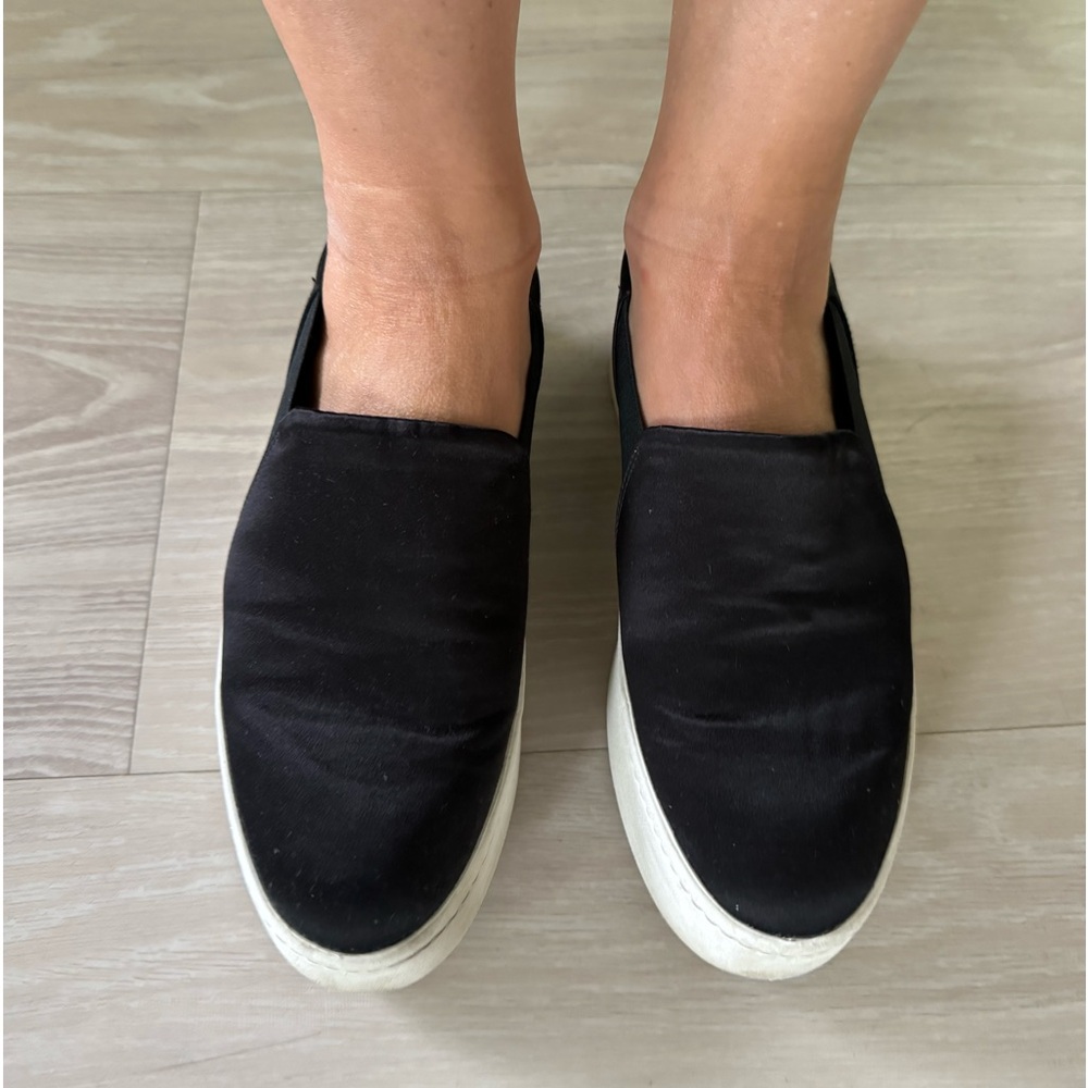 Vince Sneakers